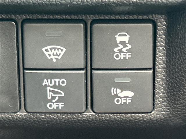 フィットハイブリッド Ｓパッケージ　純正ナビＣＤ／ＤＶＤ／ＴＶ／ＡＭ／ＦＭ／Ｂｌｕｅｔｏｏｔｈ／フルセグ　バックカメラ　ＥＴＣ　前方ドライブレコーダー　クルーズコントロール　純正アルミホイール　スタッドレスタイヤ　スペアキー（16枚目）