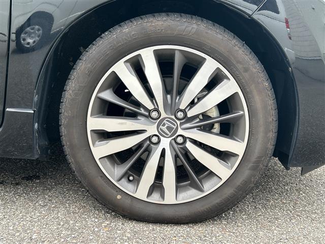 フィットハイブリッド Ｓパッケージ　純正ナビＣＤ／ＤＶＤ／ＴＶ／ＡＭ／ＦＭ／Ｂｌｕｅｔｏｏｔｈ／フルセグ　バックカメラ　ＥＴＣ　前方ドライブレコーダー　クルーズコントロール　純正アルミホイール　スタッドレスタイヤ　スペアキー（36枚目）