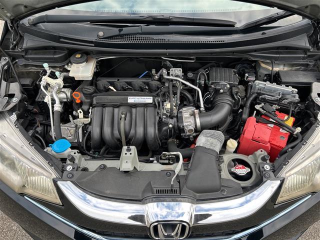 フィットハイブリッド Ｓパッケージ　純正ナビＣＤ／ＤＶＤ／ＴＶ／ＡＭ／ＦＭ／Ｂｌｕｅｔｏｏｔｈ／フルセグ　バックカメラ　ＥＴＣ　前方ドライブレコーダー　クルーズコントロール　純正アルミホイール　スタッドレスタイヤ　スペアキー（39枚目）