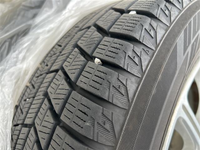 フィットハイブリッド Ｓパッケージ　純正ナビＣＤ／ＤＶＤ／ＴＶ／ＡＭ／ＦＭ／Ｂｌｕｅｔｏｏｔｈ／フルセグ　バックカメラ　ＥＴＣ　前方ドライブレコーダー　クルーズコントロール　純正アルミホイール　スタッドレスタイヤ　スペアキー（41枚目）