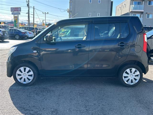 ワゴンＲ ＦＸ　社外ＳＤナビ【ＡＶＩＣ－Ｒ２７１０】　ＤＶＤ／ＦＭ／ＡＭ／ワンセグ　スタッドレスタイヤ付き　スペアキー　純正フロアマット　アイドリングストップ　保証書　取扱説明書　記録簿（25枚目）