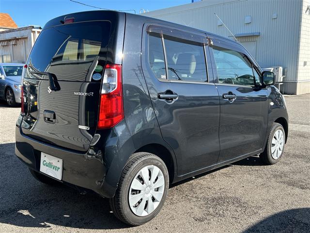 ワゴンＲ ＦＸ　社外ＳＤナビ【ＡＶＩＣ－Ｒ２７１０】　ＤＶＤ／ＦＭ／ＡＭ／ワンセグ　スタッドレスタイヤ付き　スペアキー　純正フロアマット　アイドリングストップ　保証書　取扱説明書　記録簿（28枚目）