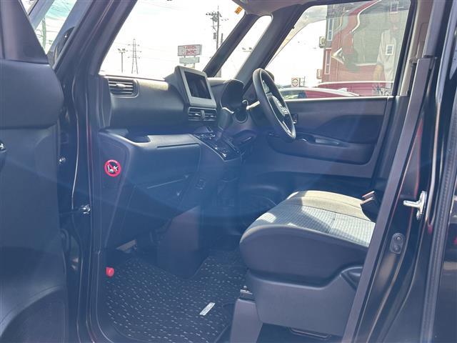 ルークス ハイウェイスター　Ｘ　プロパイロットエディション　４ＷＤ　プロパイロット　全方位カメラ　スマートキー　シートヒータ　ＬＥＤヘッドライト　両側パワースライドドア　Ｗエアバッグ　純正アルミホイール　純正フロアマット　前後コーナーセンサー　横滑り防止装置（16枚目）