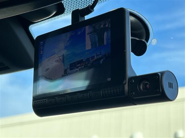 エクストレイル ２０Ｘ　ワンオーナー　４ＷＤ　アイドリングストップ　Ｂｌｕｅｔｏｏｔｈ　フルセグＴＶ　ＥＴＣ　バックカメラ　前後コーナーセンサー　社外レーダー　前後ドライブレコーダー　全席シートヒーター　２０インチ社外アルミ（7枚目）