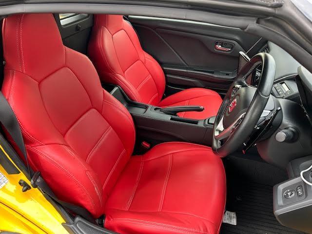 みなさまのお車選びのお手伝いをさせてください!スタッフ一同心よりご来店、お問い合わせをお待ちしております!