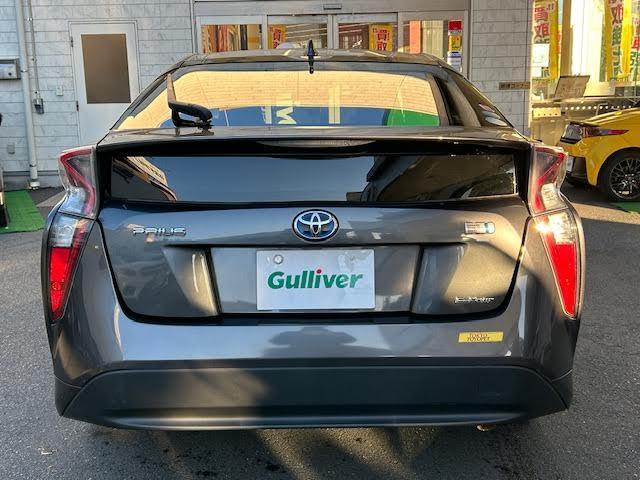 プリウス S(3枚目)