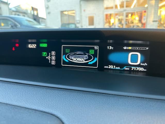 プリウス S(8枚目)