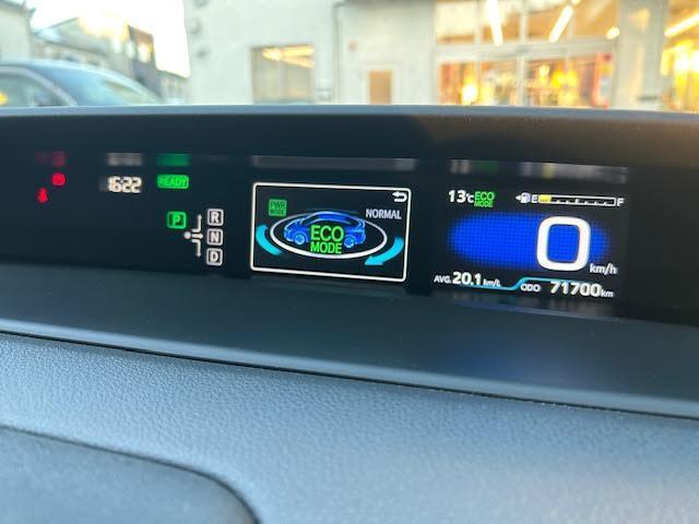 プリウス S(10枚目)