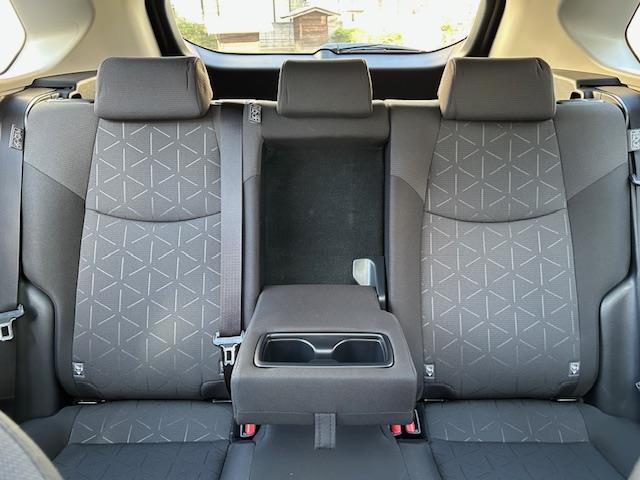 RAV4 ハイブリッドX(34枚目)