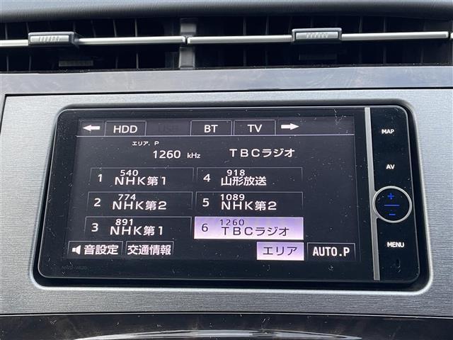 プリウス Ｓマイコーデ　社外ナビ「ＮＨＺＤ－Ｗ６２Ｇ」ＡＭ／ＦＭ／ＣＤ／ＤＶＤ／ＢＴ／ＳＤバックカメラ　ＥＴＣ　前後ドラレコ　プッシュスタート　オートライト　純正マット（9枚目）