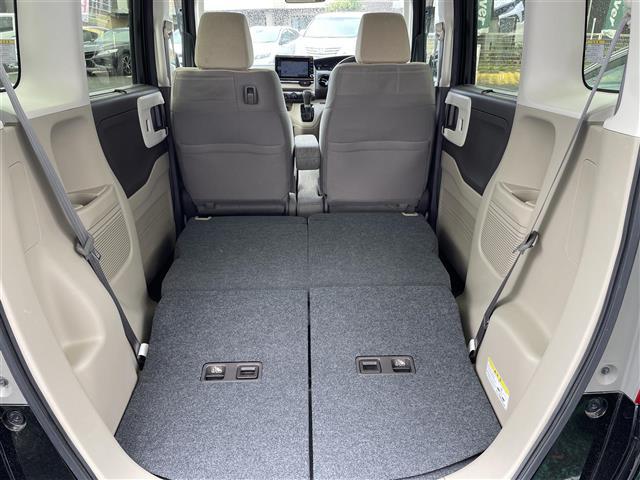 Ｎ－ＢＯＸ Ｇ・Ｌターボホンダセンシング　純正ナビ　フルセグＴＶ　レーンキープアシスト　ディスタンススイッチ　横滑り防止装置　プリクラッシュセーフティ　アイドリングストップ　ＥＴＣ　純正フロアマット　前席シートヒーター　両側パワースライドドア（30枚目）
