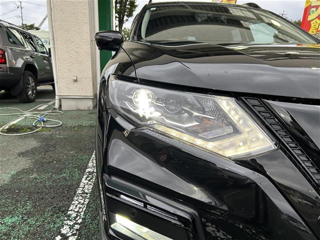 エクストレイル ２０Ｘｉ　Ｖセレクション　エクストリーマーＸ　純正ナビ　純正前後ドラレコ　アラウンドビューモニター　ルーフレール　デジタルインナーミラー　プロパイロット　インテリジェンス４ｘ４　後席ダウンフリップ式モニター　バックカメラ　フルフラットモード（9枚目）