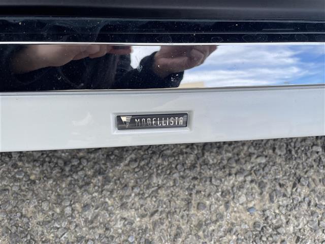 ノア ハイブリッドＳ－Ｚ　純正メモリナビ　モデリスタ　デジタルインナーミラー　ＢＳＭ　ＨＵＤ　レーダークルーズコントロール　オートハイビーム　ＬＫＡ　自動駐車支援システム　アラウンドビューモニター　純正フリップダウンモニター（34枚目）