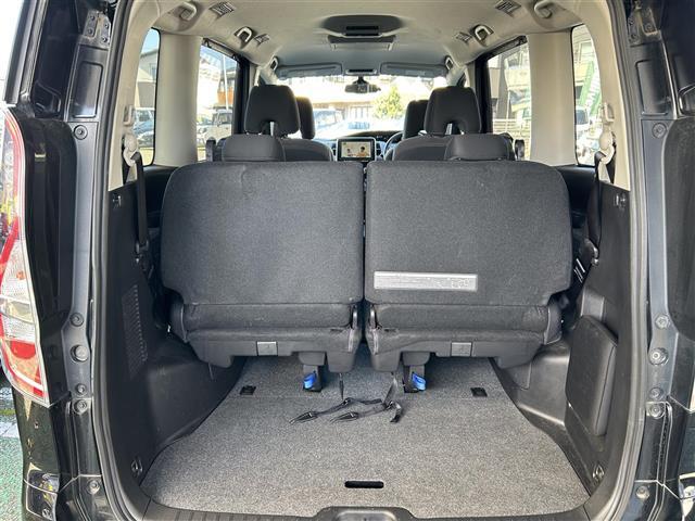 セレナ ｅ－パワー　ハイウェイスターＶ　純正ＳＤナビ（フルセグＴＶ、ＢＴ、ＡＭ、ＦＭ、ＳＤ、ＤＶＤ、ＣＤ、ブルーレイ）　フリップダウンモニター　日産プロパイロット　ビルトインＥＴＣ２．０　ドラレコ　全周囲カメラ　純正フロアマット　ＢＳＭ（22枚目）