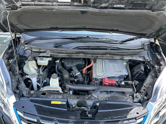 セレナ ｅ－パワー　ハイウェイスターＶ　純正ＳＤナビ（フルセグＴＶ、ＢＴ、ＡＭ、ＦＭ、ＳＤ、ＤＶＤ、ＣＤ、ブルーレイ）　フリップダウンモニター　日産プロパイロット　ビルトインＥＴＣ２．０　ドラレコ　全周囲カメラ　純正フロアマット　ＢＳＭ（36枚目）