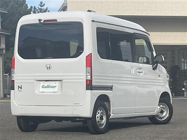 N-VAN L・ホンダセンシング ワンオーナー 純正アドバンスルームミラー 純正運転席用防水シートカバー 純正ディスプレイオーディオ 純正ラゲージマット 純正フロアカーペット 純正ルーフコンソール 純正ドアバイザー 純正ETC2.0(9枚目)