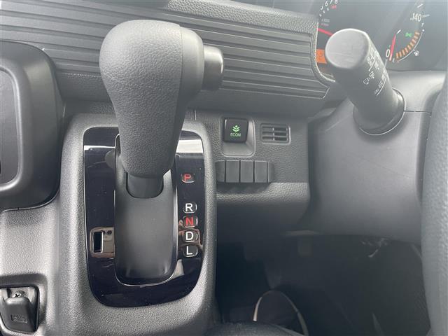 N-VAN L・ホンダセンシング ワンオーナー 純正アドバンスルームミラー 純正運転席用防水シートカバー 純正ディスプレイオーディオ 純正ラゲージマット 純正フロアカーペット 純正ルーフコンソール 純正ドアバイザー 純正ETC2.0(18枚目)