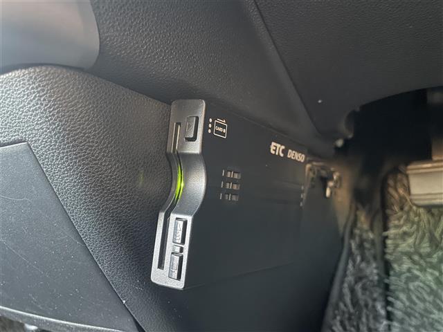 ムーヴコンテ カスタム　ＲＳ　純正ＨＤＤナビ　社外前方ドラレコ　バックカメラ　スペアキー×１　シートポジションスイッチ　Ｄ席パワーシート　社外アルミスタッドレスタイヤ　ドアバイザー（21枚目）