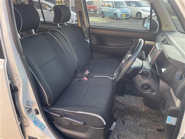 ムーヴコンテ カスタム　ＲＳ　純正ＨＤＤナビ　社外前方ドラレコ　バックカメラ　スペアキー×１　シートポジションスイッチ　Ｄ席パワーシート　社外アルミスタッドレスタイヤ　ドアバイザー（23枚目）