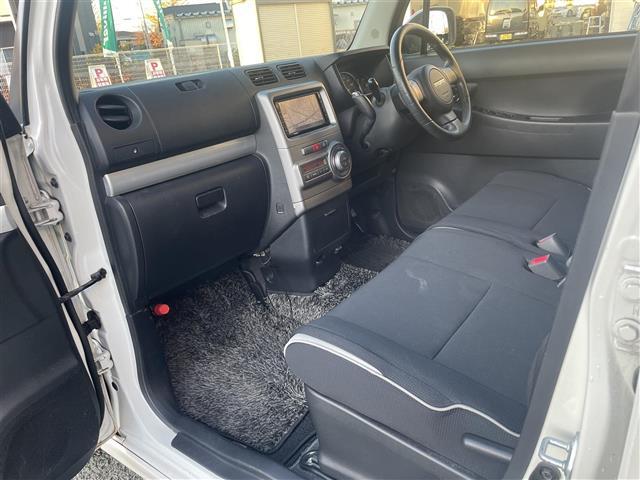 ムーヴコンテ カスタム　ＲＳ　純正ＨＤＤナビ　社外前方ドラレコ　バックカメラ　スペアキー×１　シートポジションスイッチ　Ｄ席パワーシート　社外アルミスタッドレスタイヤ　ドアバイザー（28枚目）