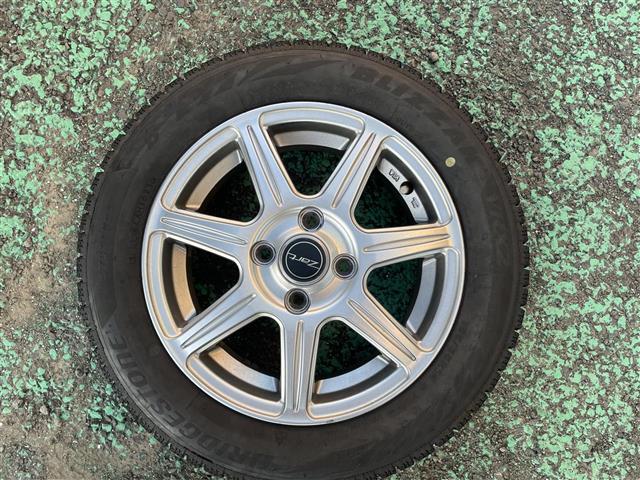 ムーヴコンテ カスタム　ＲＳ　純正ＨＤＤナビ　社外前方ドラレコ　バックカメラ　スペアキー×１　シートポジションスイッチ　Ｄ席パワーシート　社外アルミスタッドレスタイヤ　ドアバイザー（34枚目）