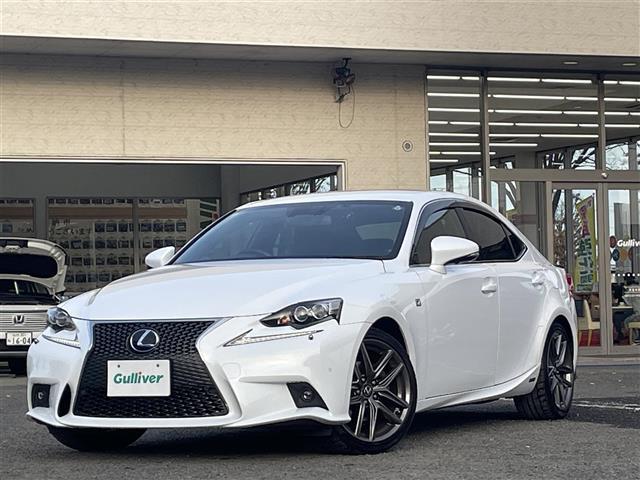 ＩＳ ＩＳ３００ｈ　Ｆスポーツ　１オーナー　純正ＳＤナビ（フルセグＴＶ、ラジオ、ブルーレイ、ＳＤ、ＢＴ）　前後ドラレコ　純正ＡＷ　スペアキー　ビルトインＥＴＣ　追従型クルコン　純正フロアマット　追従型クルコン　ワイパーデアイサー（3枚目）