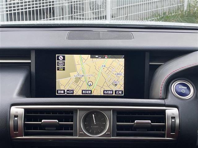 ＩＳ ＩＳ３００ｈ　Ｆスポーツ　１オーナー　純正ＳＤナビ（フルセグＴＶ、ラジオ、ブルーレイ、ＳＤ、ＢＴ）　前後ドラレコ　純正ＡＷ　スペアキー　ビルトインＥＴＣ　追従型クルコン　純正フロアマット　追従型クルコン　ワイパーデアイサー（11枚目）