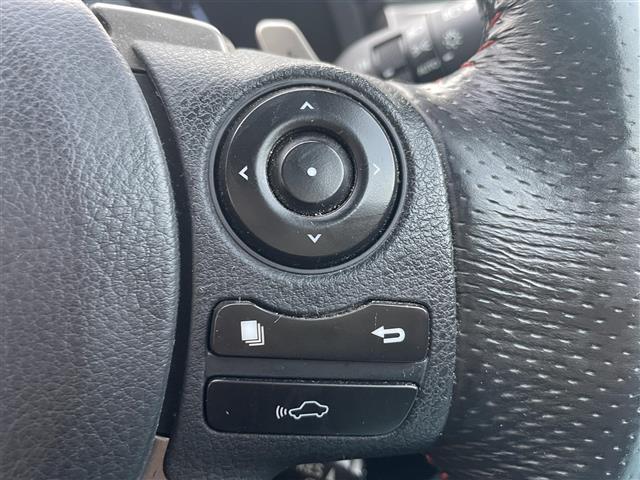 ＩＳ ＩＳ３００ｈ　Ｆスポーツ　１オーナー　純正ＳＤナビ（フルセグＴＶ、ラジオ、ブルーレイ、ＳＤ、ＢＴ）　前後ドラレコ　純正ＡＷ　スペアキー　ビルトインＥＴＣ　追従型クルコン　純正フロアマット　追従型クルコン　ワイパーデアイサー（15枚目）