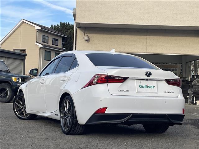 ＩＳ ＩＳ３００ｈ　Ｆスポーツ　１オーナー　純正ＳＤナビ（フルセグＴＶ、ラジオ、ブルーレイ、ＳＤ、ＢＴ）　前後ドラレコ　純正ＡＷ　スペアキー　ビルトインＥＴＣ　追従型クルコン　純正フロアマット　追従型クルコン　ワイパーデアイサー（33枚目）