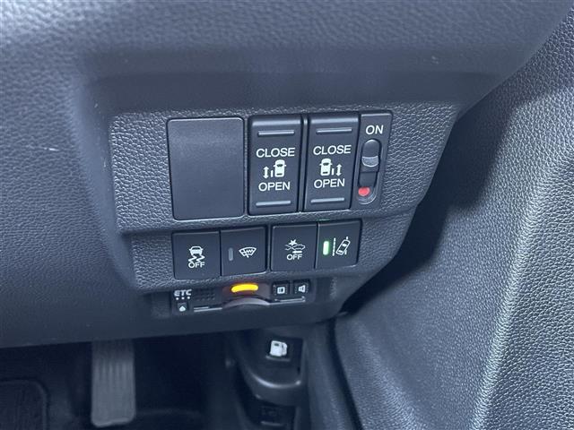 フリード+ G・ホンダセンシング 純正ナビ HondaSENSING CD/DVD/FM/AM/Bluetooth/USB レーンキープアシスト 横滑り防止装置 プリクラッシュセーフティ 前席シートヒーター 後席サンシェード有 ETC(24枚目)