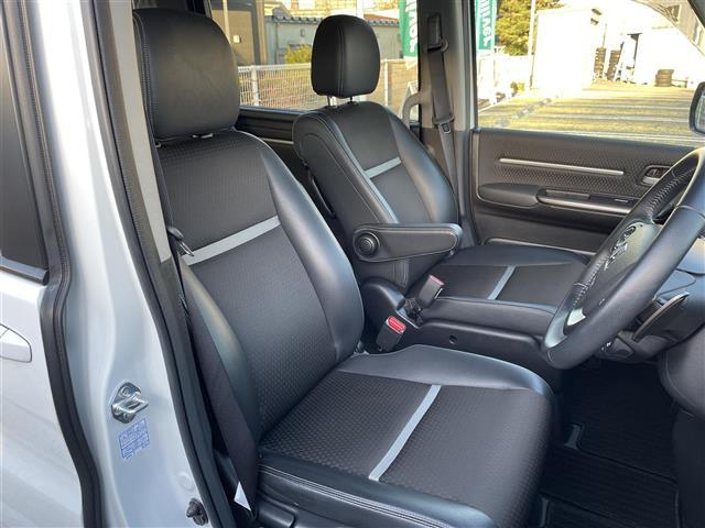 ステップワゴンスパーダ スパーダ・クールスピリット　ホンダセンシング　ワンオーナー　社外ディスプレイオーディオ６．８インチ　純正ドアバイザー　ＡＭ／ＦＭ／Ｂｌｕｅｔｏｏｔｈ／ＵＳＢ／ＡＵＸ　クルーズコントロール　レーンキープアシスト　プリクラッシュセーフティ（25枚目）