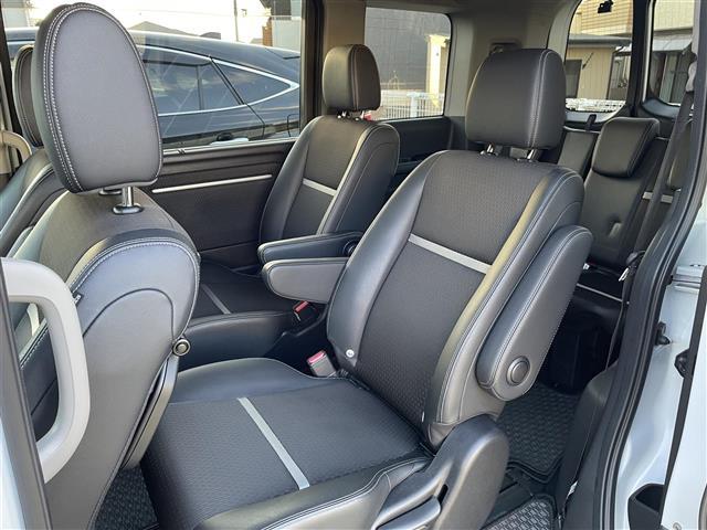 ステップワゴンスパーダ スパーダ・クールスピリット　ホンダセンシング　ワンオーナー　社外ディスプレイオーディオ６．８インチ　純正ドアバイザー　ＡＭ／ＦＭ／Ｂｌｕｅｔｏｏｔｈ／ＵＳＢ／ＡＵＸ　クルーズコントロール　レーンキープアシスト　プリクラッシュセーフティ（28枚目）