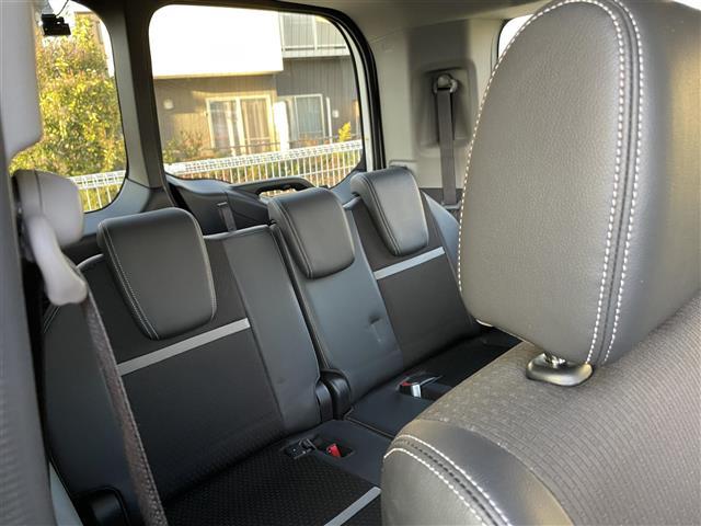 ステップワゴンスパーダ スパーダ・クールスピリット　ホンダセンシング　ワンオーナー　社外ディスプレイオーディオ６．８インチ　純正ドアバイザー　ＡＭ／ＦＭ／Ｂｌｕｅｔｏｏｔｈ／ＵＳＢ／ＡＵＸ　クルーズコントロール　レーンキープアシスト　プリクラッシュセーフティ（29枚目）