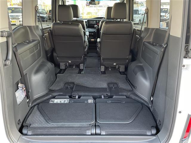 ステップワゴンスパーダ スパーダ・クールスピリット　ホンダセンシング　ワンオーナー　社外ディスプレイオーディオ６．８インチ　純正ドアバイザー　ＡＭ／ＦＭ／Ｂｌｕｅｔｏｏｔｈ／ＵＳＢ／ＡＵＸ　クルーズコントロール　レーンキープアシスト　プリクラッシュセーフティ（32枚目）