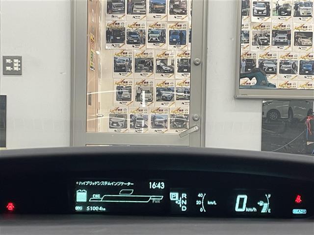 プリウス Ｌ　社外ナビ　バックカメラ（12枚目）