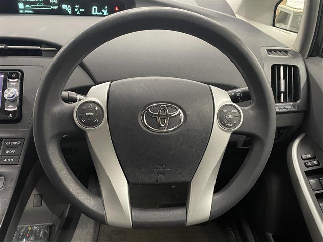 プリウス Ｌ　社外ナビ　バックカメラ（15枚目）