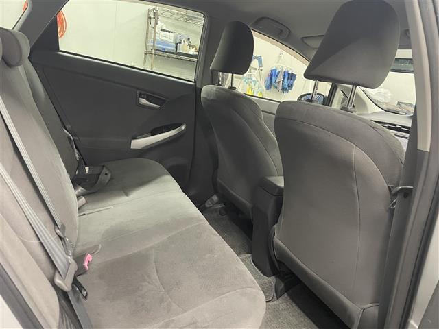 プリウス Ｌ　社外ナビ　バックカメラ（26枚目）