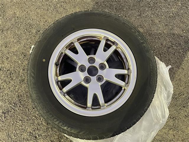 プリウス Ｌ　社外ナビ　バックカメラ（28枚目）