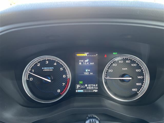 フォレスター アドバンス　サンルーフ　ルーフレール　追従クルーズコントロール　オートビークルホールド　純正アルミホイール　レザーシート　バックカメラ　サイドカメラ　デジタルインナーミラー　電動パーキングブレーキ（12枚目）