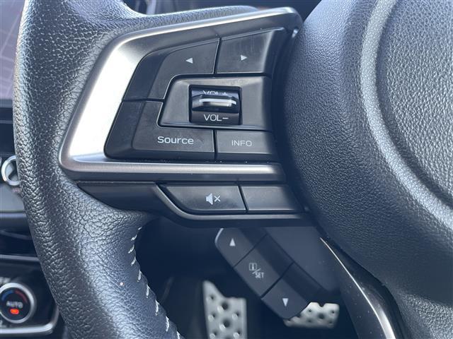 フォレスター アドバンス　サンルーフ　ルーフレール　追従クルーズコントロール　オートビークルホールド　純正アルミホイール　レザーシート　バックカメラ　サイドカメラ　デジタルインナーミラー　電動パーキングブレーキ（14枚目）