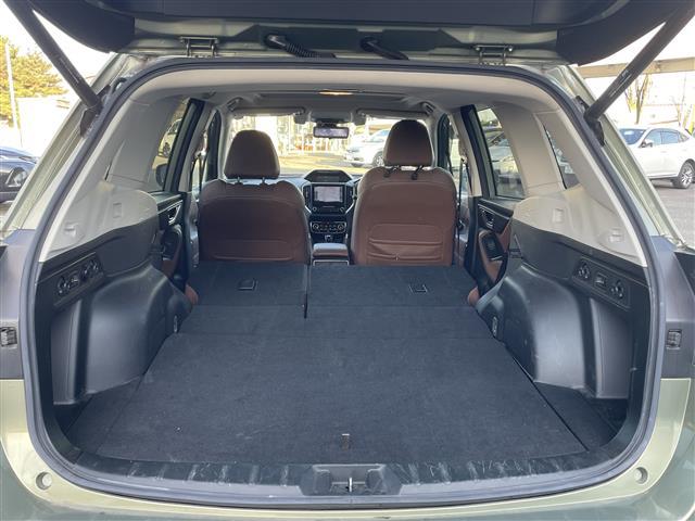 フォレスター アドバンス　サンルーフ　ルーフレール　追従クルーズコントロール　オートビークルホールド　純正アルミホイール　レザーシート　バックカメラ　サイドカメラ　デジタルインナーミラー　電動パーキングブレーキ（34枚目）