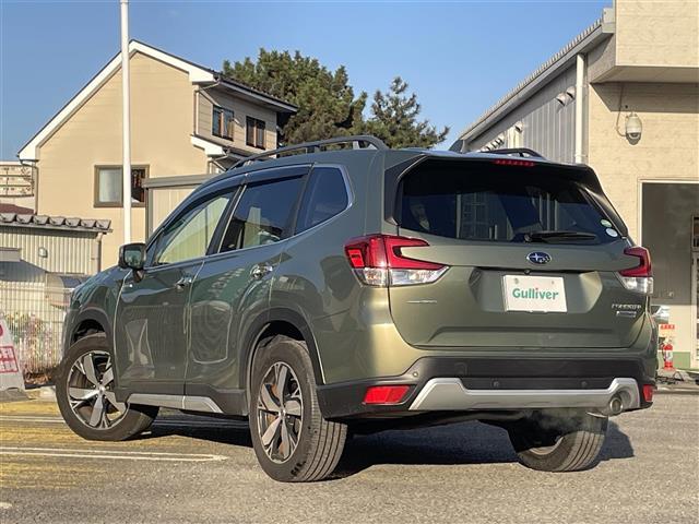 フォレスター アドバンス　サンルーフ　ルーフレール　追従クルーズコントロール　オートビークルホールド　純正アルミホイール　レザーシート　バックカメラ　サイドカメラ　デジタルインナーミラー　電動パーキングブレーキ（43枚目）