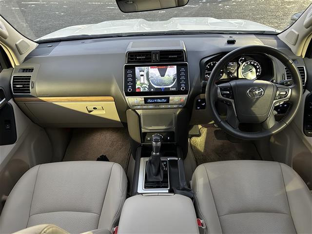 ランドクルーザープラド ＴＸ　Ｌパッケージ　ワンオーナー　純正ナビ　ＡＭ／ＦＭ／Ｂｌｕｅｔｏｏｔｈ／ＵＳＢ　Ｍｉｒａｃａｓｔ　レーダークルコン　ブラインドスポットモニター　プリクラッシュセーフティ　横滑り防止装置　オートハイビーム　純正ＡＷ夏有（34枚目）