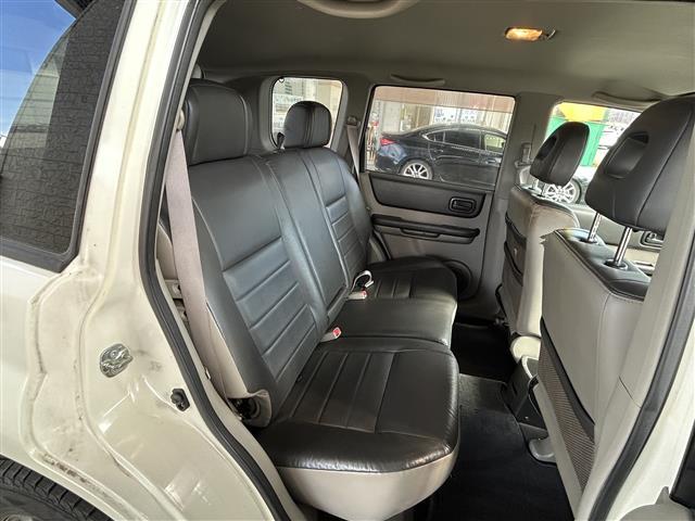 エクストレイル Stt 社外ナビ 黒革 HID シートヒーター(6枚目)