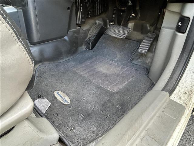 エクストレイル Stt 社外ナビ 黒革 HID シートヒーター(35枚目)