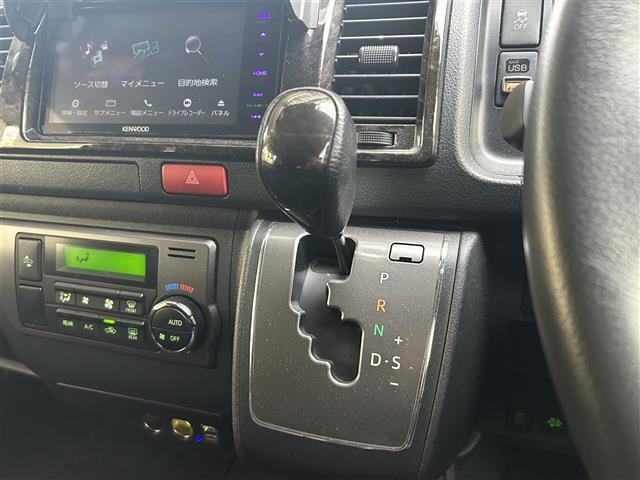 ハイエースバン スーパーGL ダークプライム 禁煙 社外ナビ 両側自動 LED ETC スマキー(32枚目)