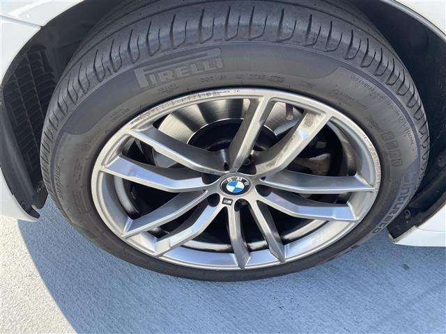 気になる車はすぐにお問い合わせください！画面右側の００６６から始まる無料ダイヤルからお問い合わせ下さい！専門スタッフがお車のご質問にお答えいたします！