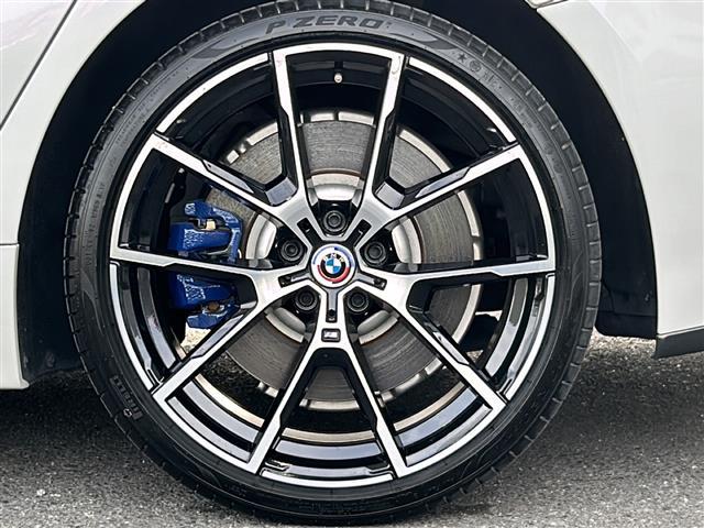 ８４０ｉ　グランクーペ　☆ツートンレザー☆ベンチレーター☆ディスプレイキー☆ライブコックピット☆青キャリパー☆ワイヤレス充電☆レーザーＬＥＤ☆コンフォートＡ☆純正ナビ☆フルセグ☆３６０度カメラ☆純正前後ドラレコ☆ＡＣＣ☆ＬＫ(41枚目)