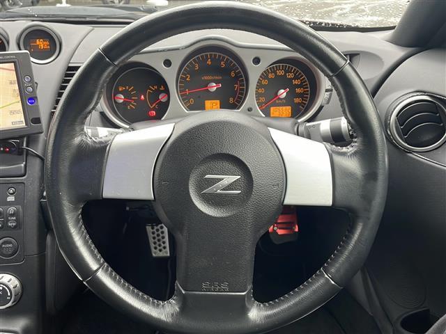 フェアレディZ バージョンT ナビゲーション フルセグテレビ CD&DVD バックカメラ キーレス 革シート BOSEサラウンド ETC キセノンヘッドライト 保証書 取扱説明書 整備手帳(7枚目)