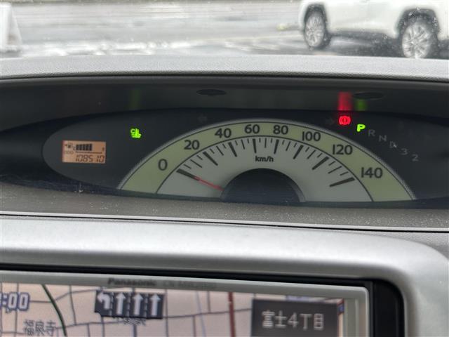 タント Ｌ　ナビゲーション　フルセグテレビ　ＣＤ＆ＤＶＤ　キーレス　スライドドア　フルフラット　アームレスト　保証書　取扱説明書　整備手帳（5枚目）